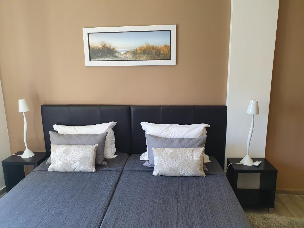 Apartamento De Quarteira Bagian luar foto
